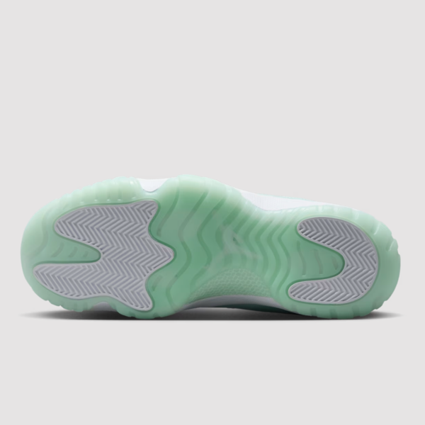 Air Jordan 11 Low "Igloo" (W) (AH7860-103) Erscheinungsdatum