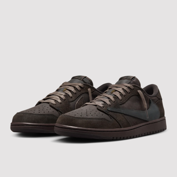 Travis Scott x Air Jordan 1 Low 