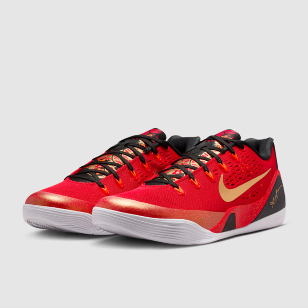 ロニコー　２本 Nike Kobe 9 Low EM 