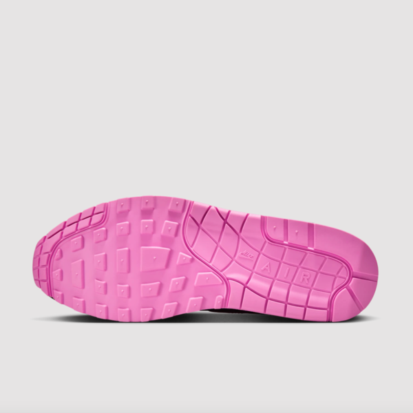 Nike Air Max 1 Valentine’s Day Pack "Black" (HV2302-001) Release Date Nike Air Max 1 Valentine’s Day Pack "Black" (HV2302-001) Release Date