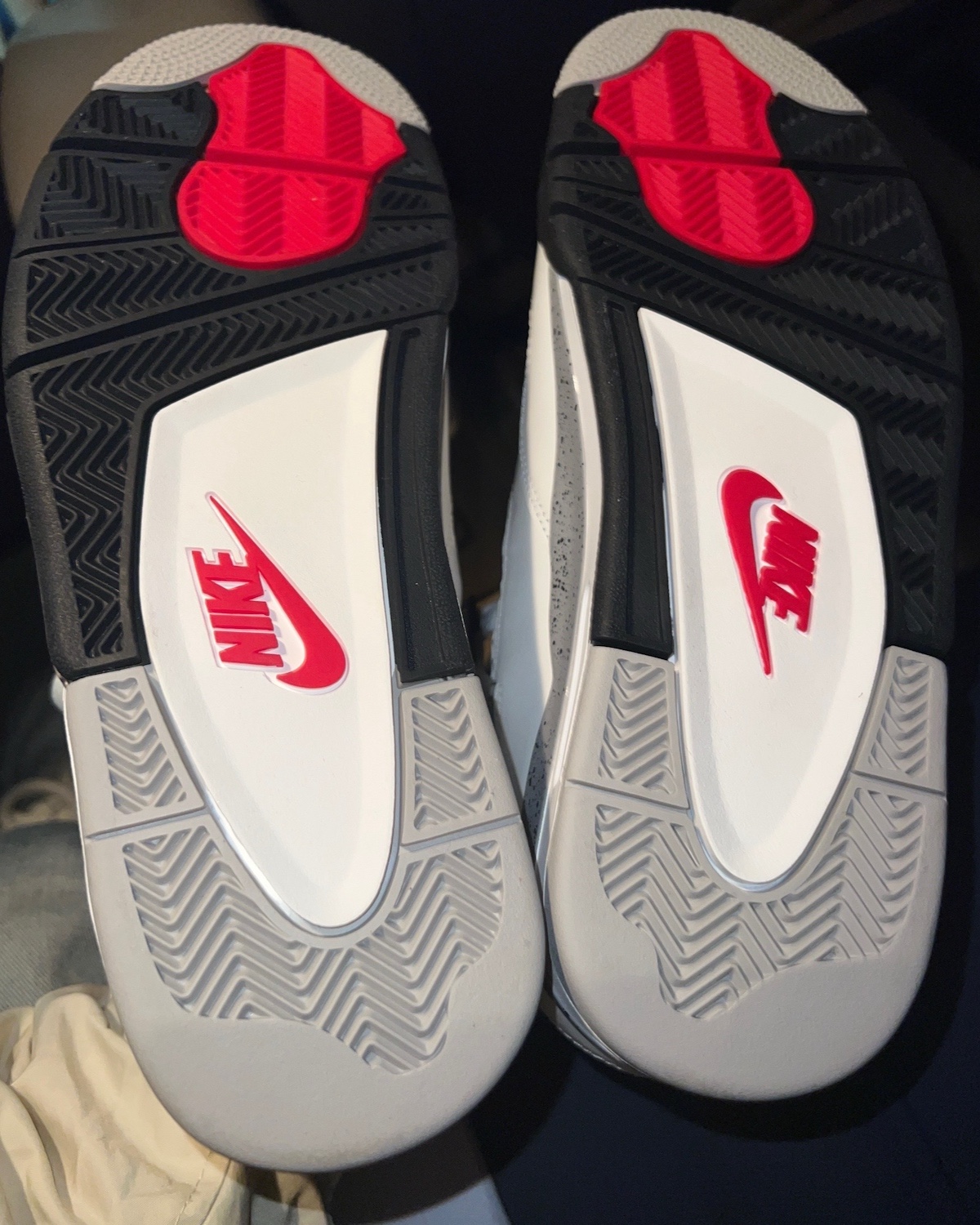 Air Jordan 4 "White Cement" Air Jordan 4 "White Cement"