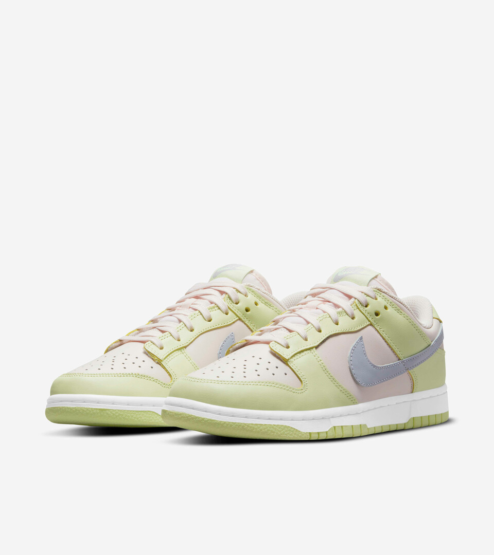 Nike WMNS Dunk Low 