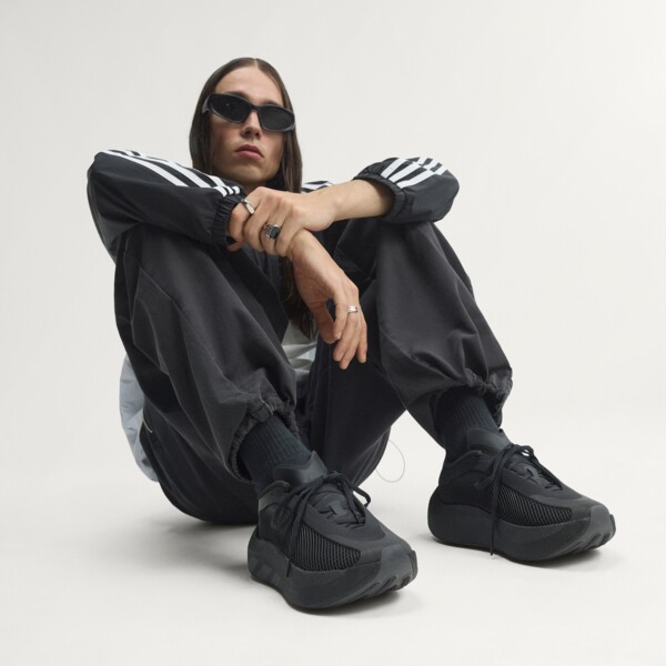 adidas Hyper Boost Euphoria "Triple Black" (LA6211) Release Date