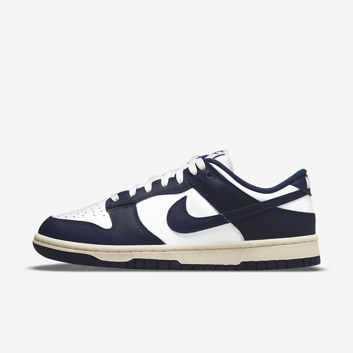Nike Dunk Low "Vintage Navy" Official Images 2 Nike Dunk Low "Vintage Navy" Official Images 2
