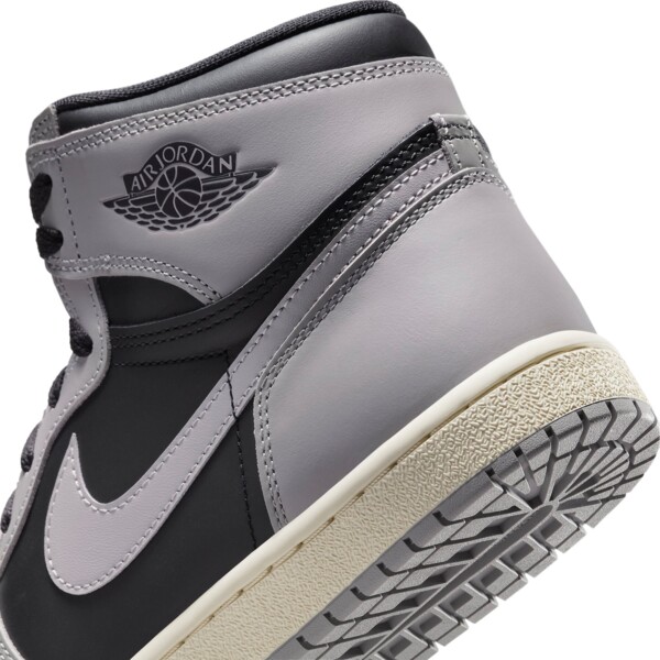 シューズ(男性用) Nike Air Jordan 1 reverse shadow 28.5 AIR JORDAN 1 RETRO HIGH OG SHADOW REVERSE 2.0 555088-035 GS
