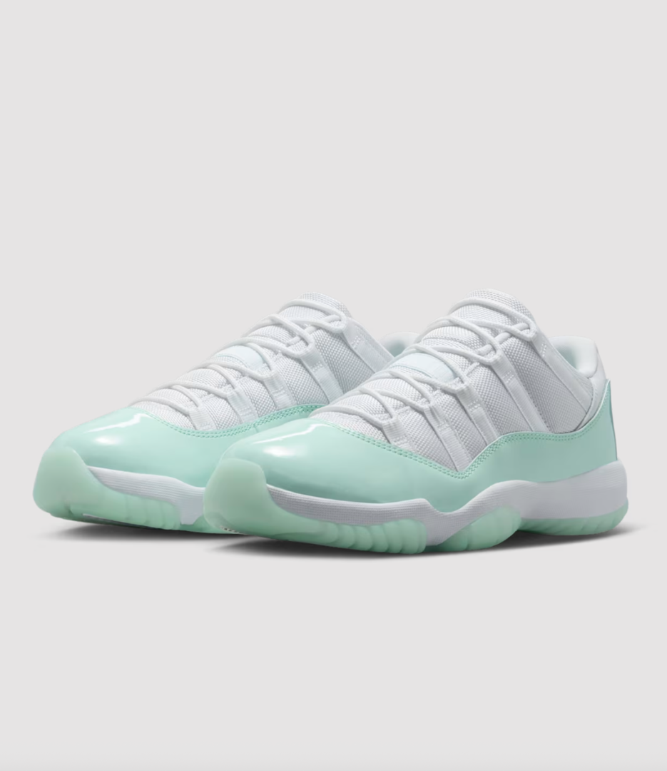 air-jordan-11-low-igloo-w-