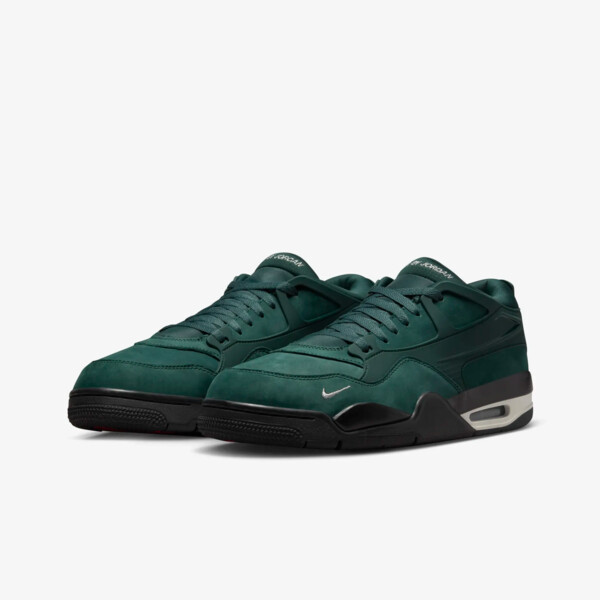 Nigel Sylvester x Air Jordan 4 RM "Grandma's Driveway" (HF4334-300) Erscheinungsdatum Nigel Sylvester x Air Jordan 4 RM "Grandma's Driveway" (HF4334-300) Erscheinungsdatum