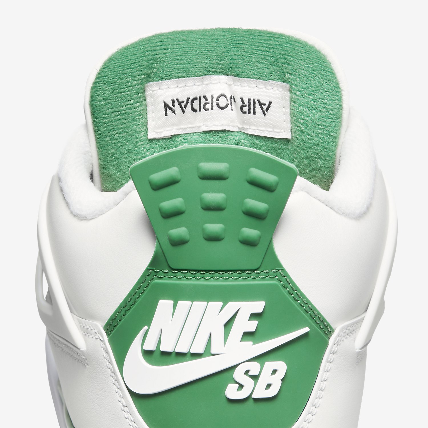 Nike SB x Air Jordan 4 “Pine Green” 6