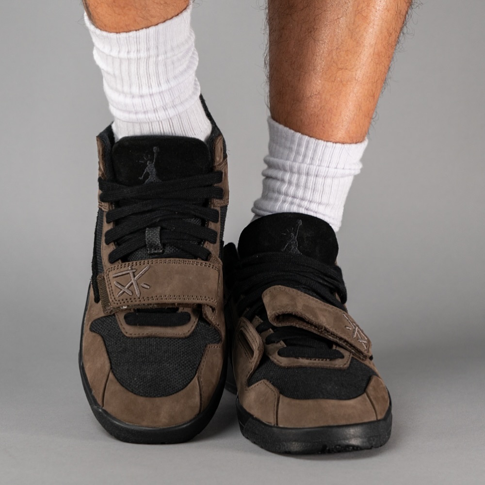 Travis Scott x Jordan Jumpman Jack "Dark Mocha" Release Date Travis Scott x Jordan Jumpman Jack "Dark Mocha" Release Date