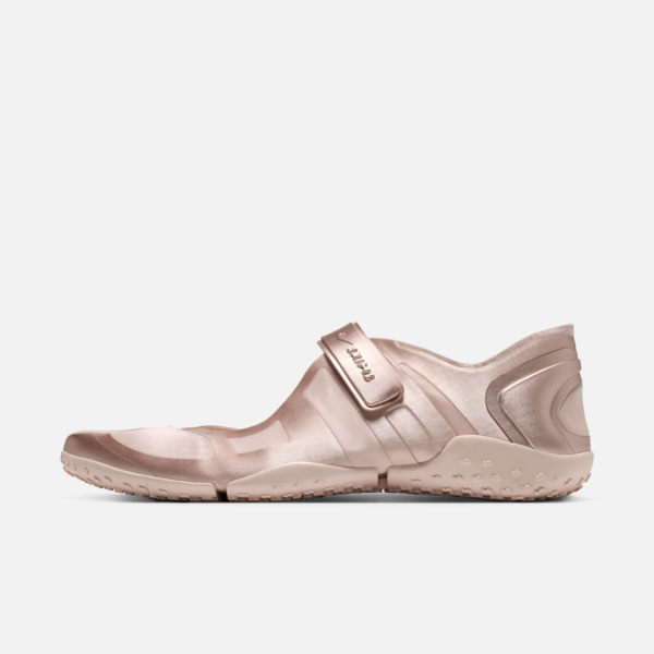 NikeSKIMS Rift Satin "Silt Red" (W) (IQ7158-600) Release Date