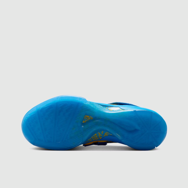 Nike KD 4 "Scoring Title" (FZ5916-400) Erscheinungsdatum Nike KD 4 "Scoring Title" (FZ5916-400) Erscheinungsdatum