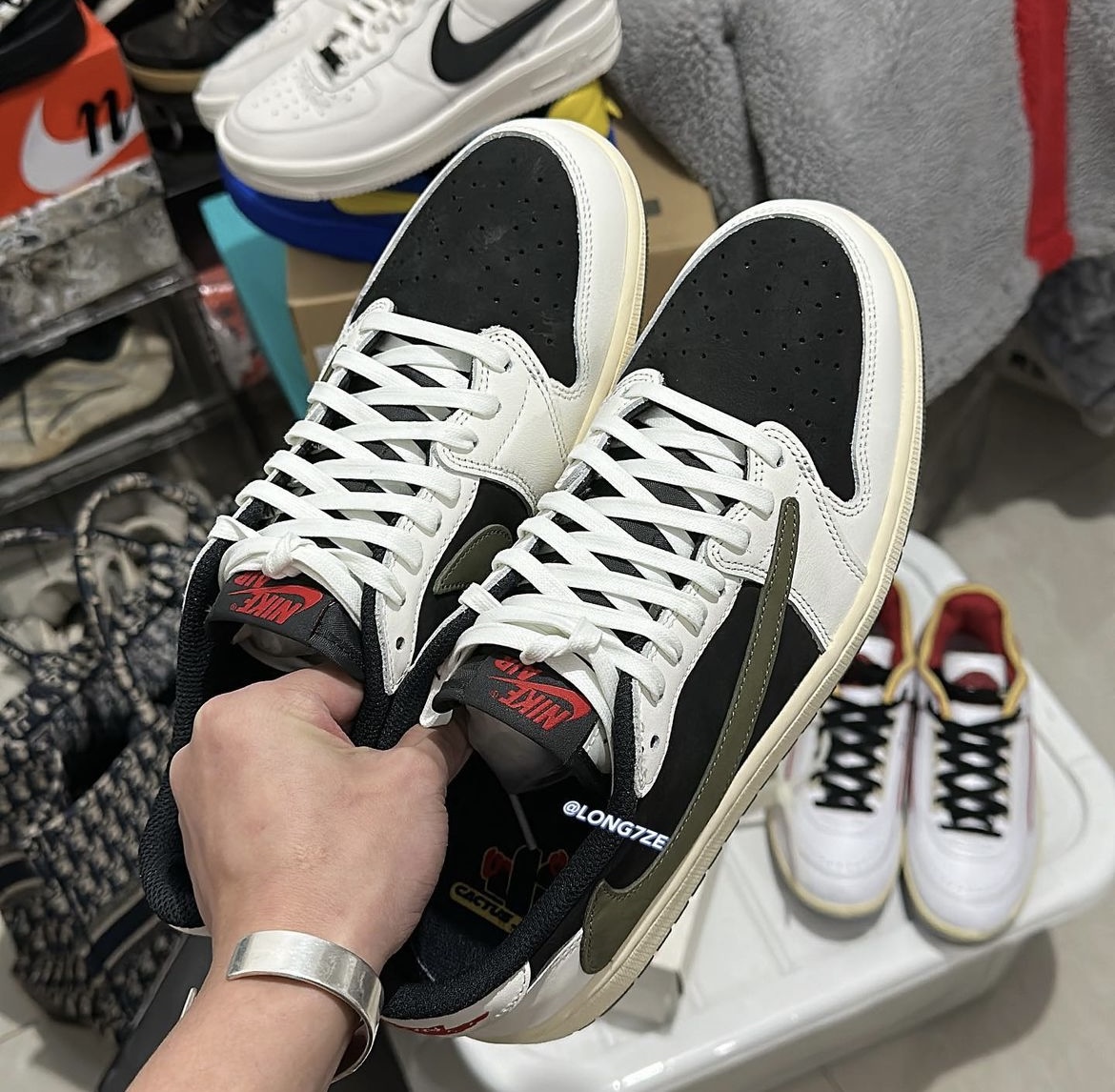 In-Hand Look of the Travis Scott x Air Jordan 1 Low "Olive" (W) 3