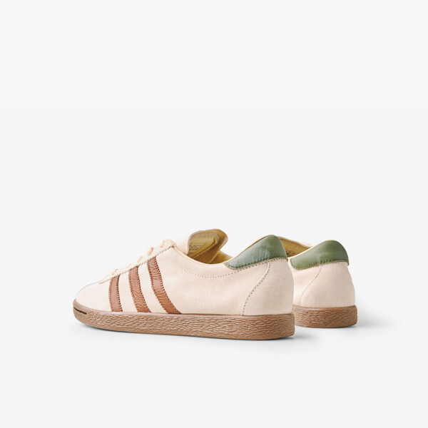 END. x adidas Tobacco Flyfishing "Ecru Tint" (ID5418) Erscheinungsdatum END. x adidas Tobacco Flyfishing "Ecru Tint" (ID5418) Erscheinungsdatum