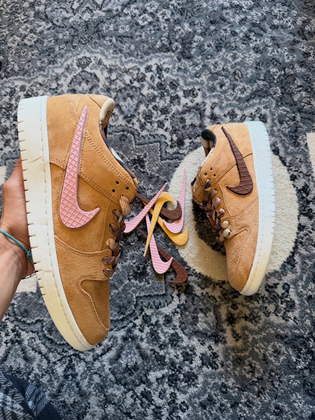 NOTE Manchester x Nike SB Dunk Low