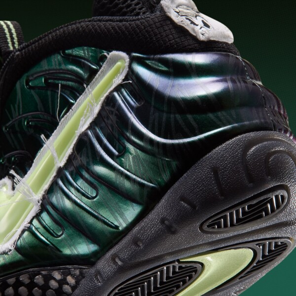 Nike Air Foamposite Pro "Oregon Mummy Duck" (IZ7806-001) Release Date Nike Air Foamposite Pro "Oregon Mummy Duck" (IZ7806-001) Release Date
