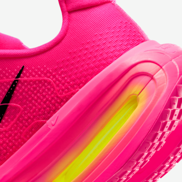 Nike Vomero Premium "Hyper Pink" (W) (HM5973-603) Release Date Nike Vomero Premium "Hyper Pink" (W) (HM5973-603) Release Date