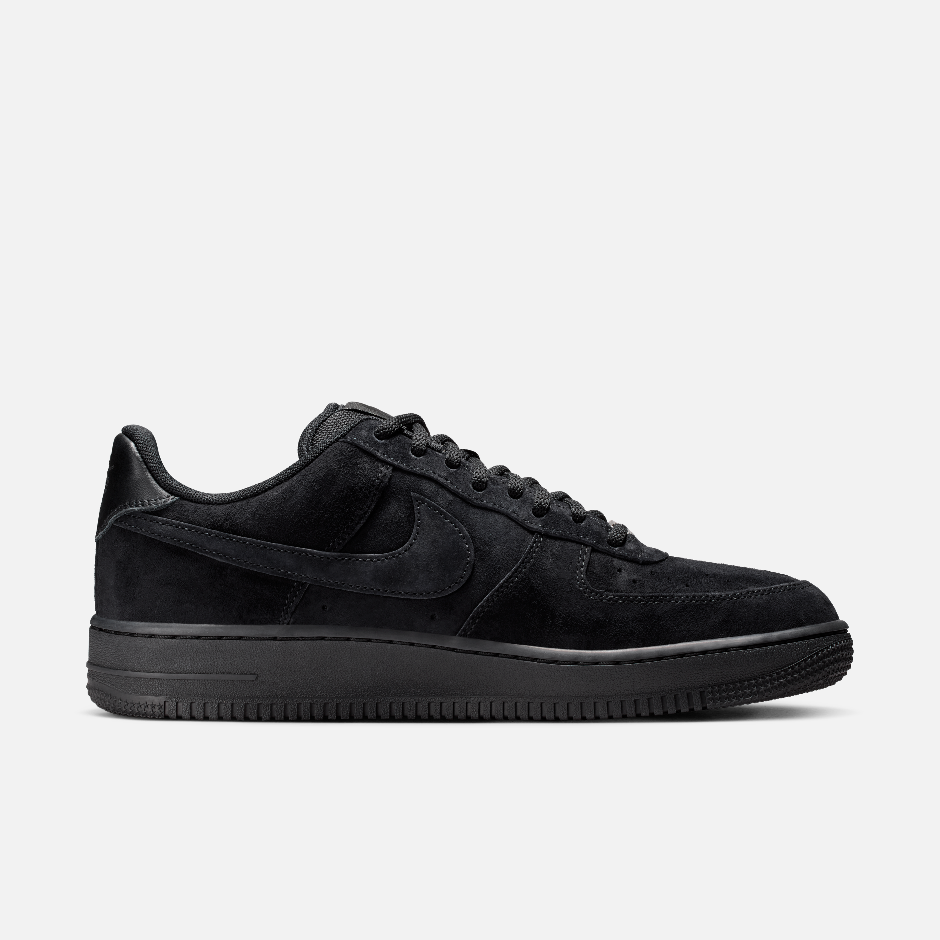 Nike SB Air Force 1 Low āTriple Blackā Nike SB Air Force 1 Low āTriple Blackā