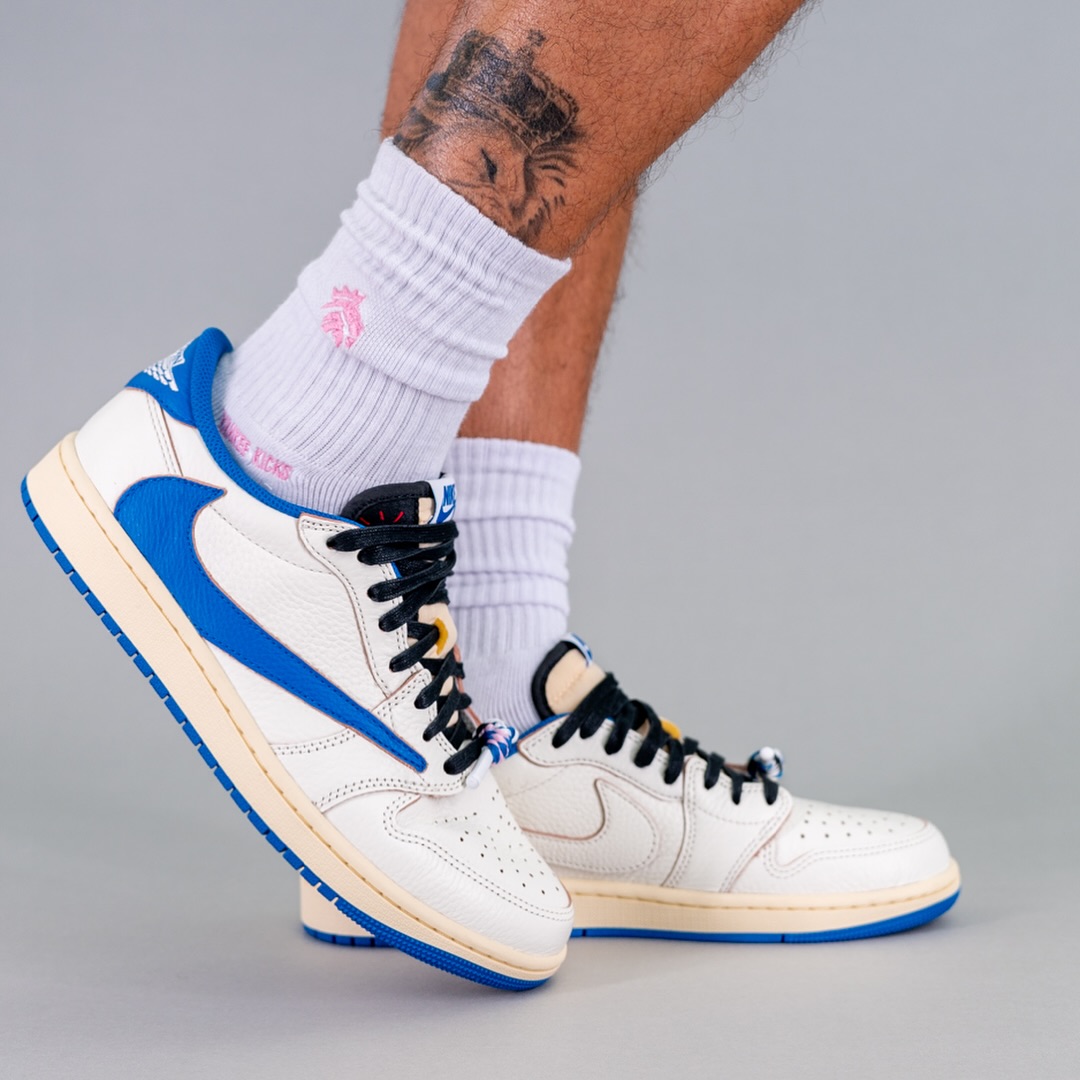 Fragment x Travis Scott x Air Jordan 1 Low Detailed Look