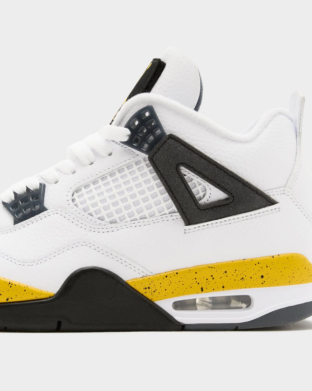 Air Jordan 4 Tour Yellow