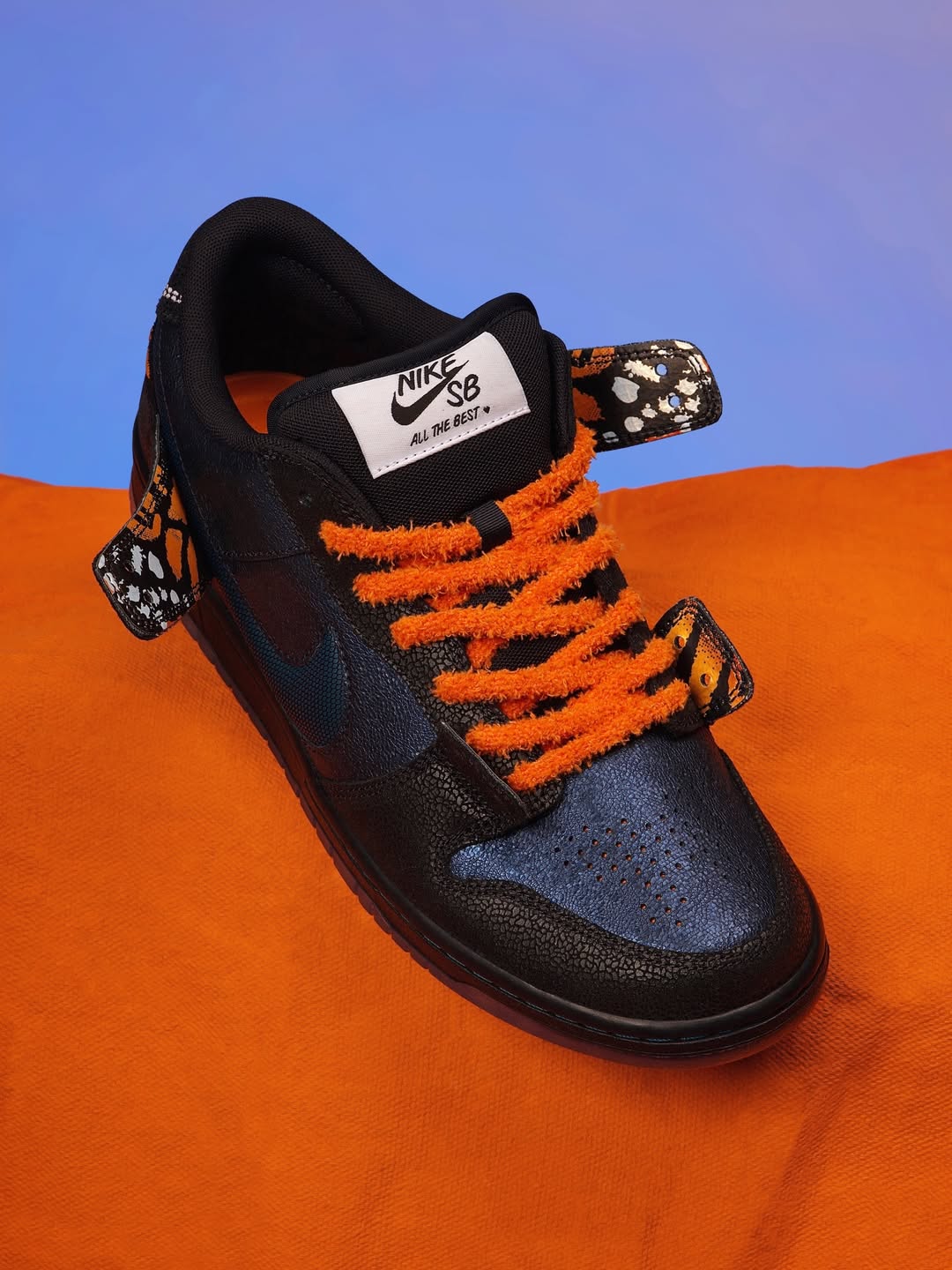 Bluetile Nike SB Dunk Low Monarch Butterfly