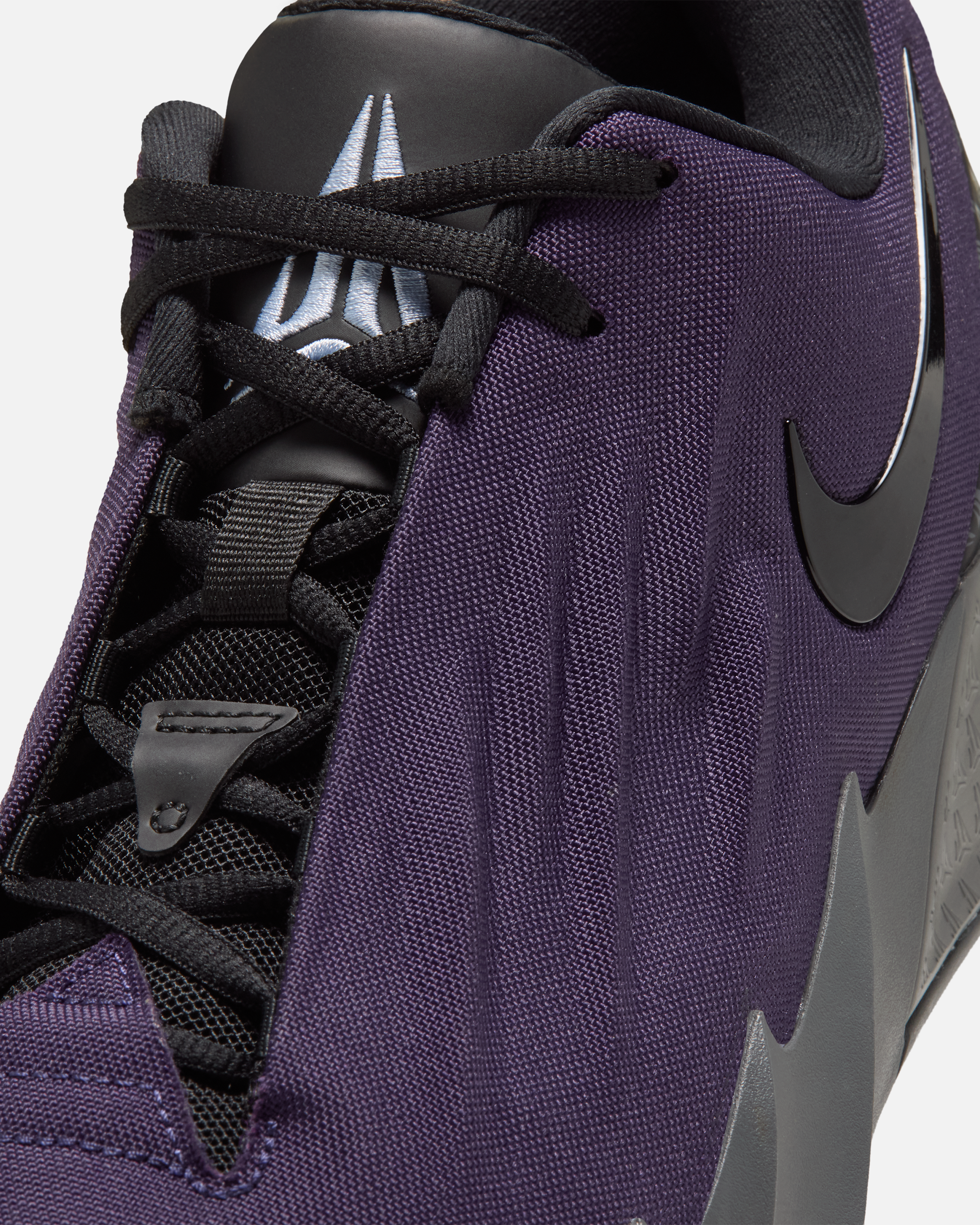 Nike Twelve Time "Nightmare" Nike Twelve Time "Nightmare"