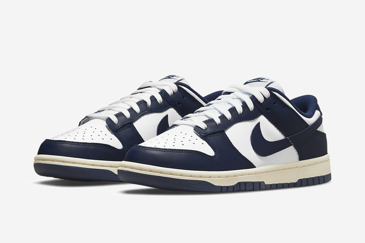 Images of Nike Dunk Low "Vintage Blue" Images of Nike Dunk Low "Vintage Blue"