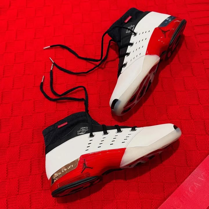 Infinite Archives Air Jordan 17 Low Varsity Red first look