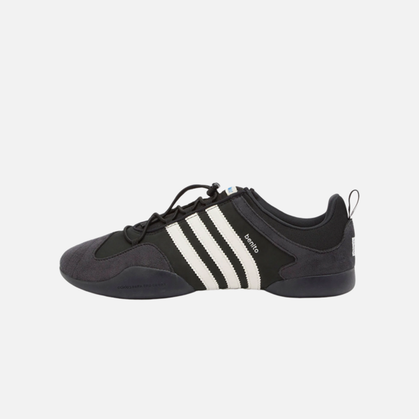 Bad Bunny x adidas Ballerina "Black" (JQ9231) Erscheinungsdatum Bad Bunny x adidas Ballerina "Black" (JQ9231) Erscheinungsdatum