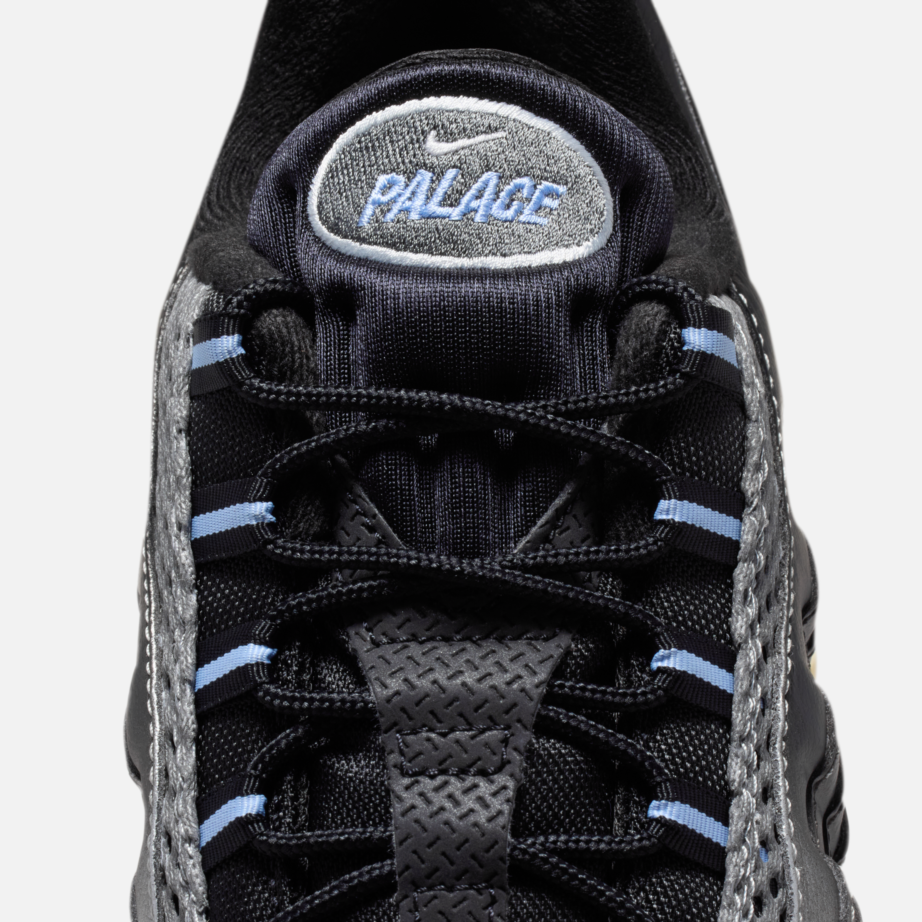 Palace x Air Max 95 first images