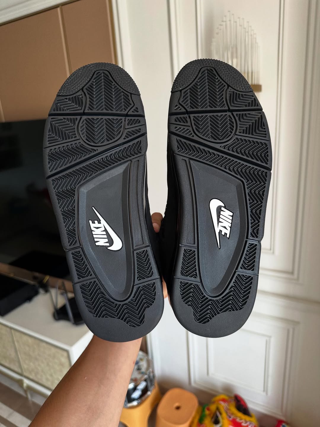 Air Jordan 4 Black Cat Air Jordan 4 Black Cat in-hand look