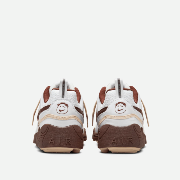 Travis Scott x Nike Zoom Field Jaxx 