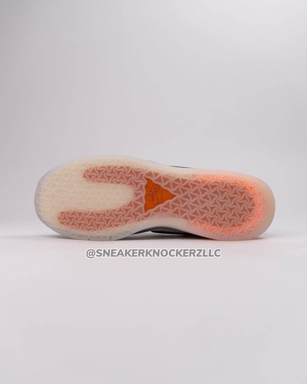 Nike SB PS8 “Olympic” Best Look Nike SB PS8 “Olympic” Best Look