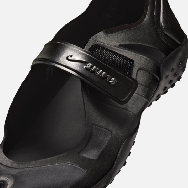 NikeSKIMS Rift Satin "Black" (W) (IQ7158-001) Release Date NikeSKIMS Rift Satin "Black" (W) (IQ7158-001) Release Date