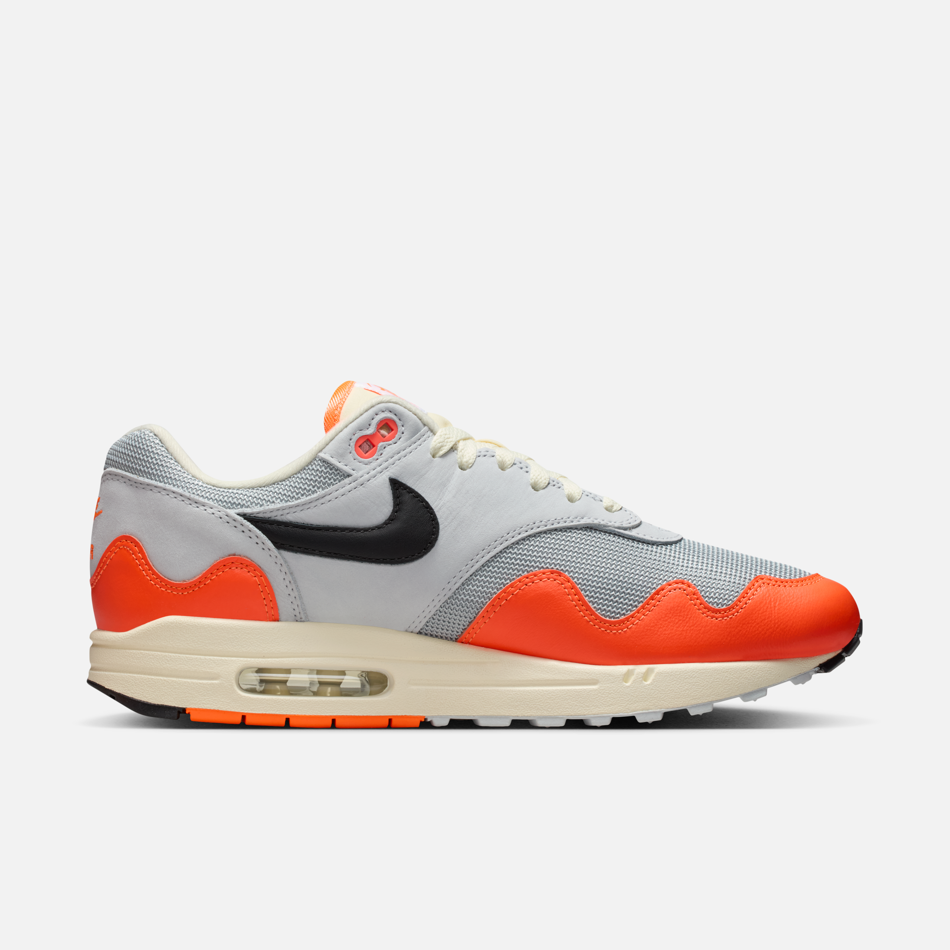 Patta Nike Air Max 1 Hyper Crimson Patta Nike Air Max 1 Hyper Crimson official look