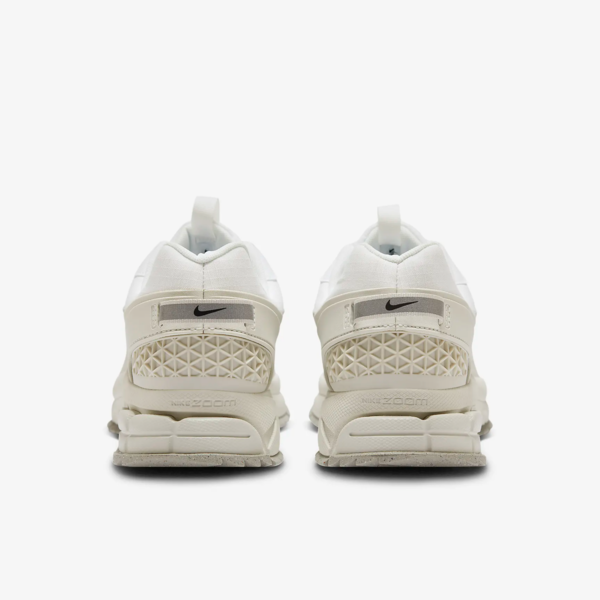Nike Zoom Vomero Roam "Summit White" (HV5951-100) Erscheinungsdatum