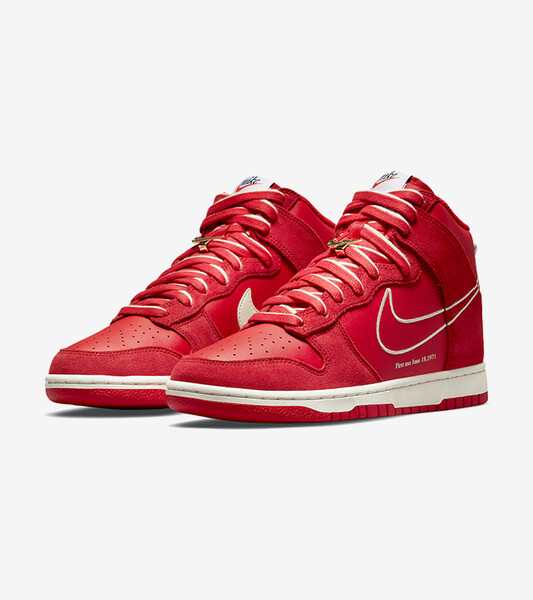 nike dunk ultra red