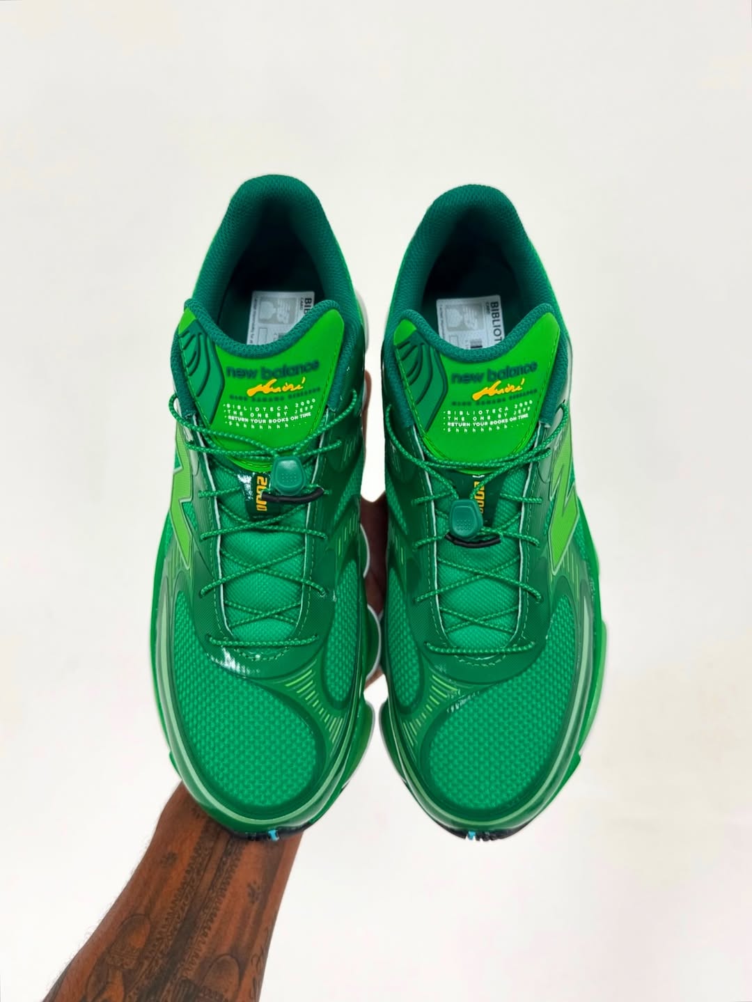 Amine x New Balance 2000 Biblioteca sneaker side view in green