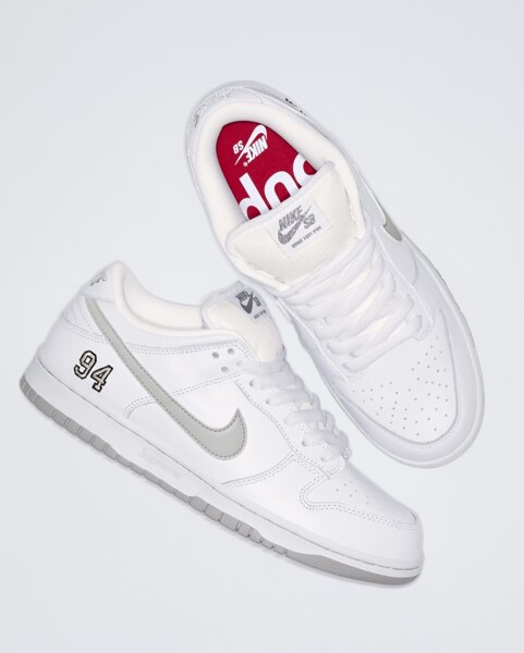 supreme-x-nike-sb-dunk-low-