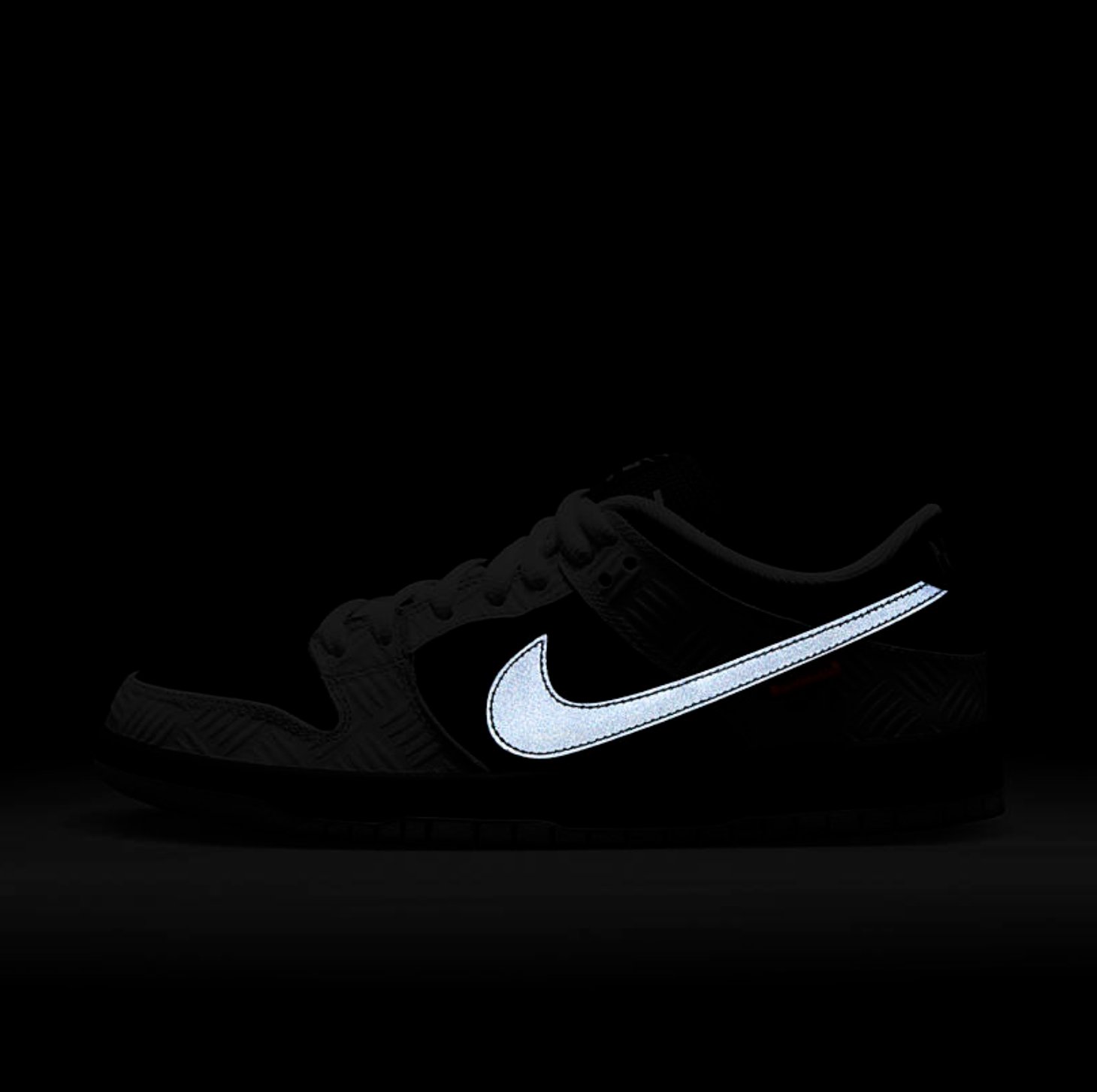 TIGHTBOOTH x Nike SB Dunk Low 7 TIGHTBOOTH x Nike SB Dunk Low 7