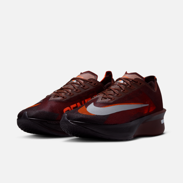 Renegade x Nike ZoomX Vaporfly 4 (IQ7313-200) Erscheinungsdatum